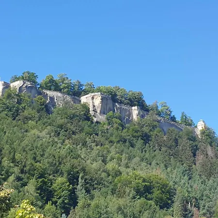 Appartement Saechsische-schweiz-ferienhaus-wohnung-2-mit-hervorragendem-panoramablick-ueber-das-elbtal Königstein an der Elbe